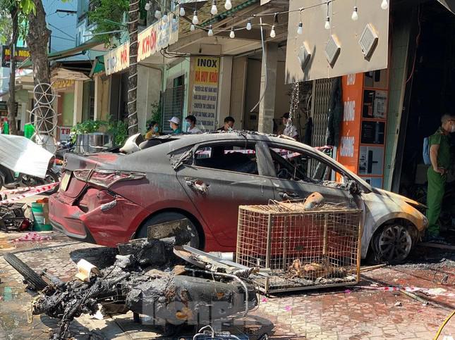 Cháy nhà làm 4 người chết: Công an Quảng Ngãi nói gì về việc "thiếu chuyên nghiệp"? - 3