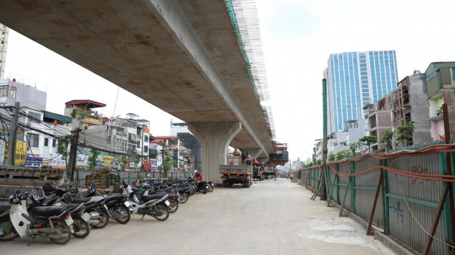 Chùm ảnh: Tăng tốc làm đường Vành đai 2 trên cao trong "bão" Covid-19 - 10