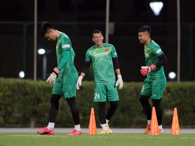Sững sờ 1 thủ môn ĐT Việt Nam bị thầy Park loại trước giờ đá Indonesia