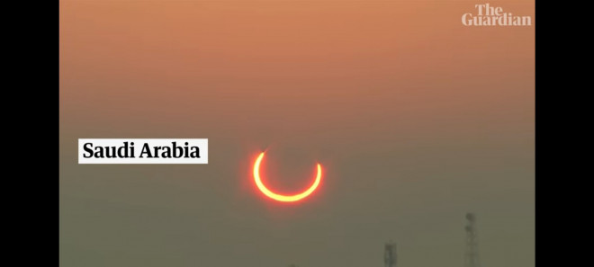 Admire the eclipse "Arctic ring of fire"  appeared around the world - 3