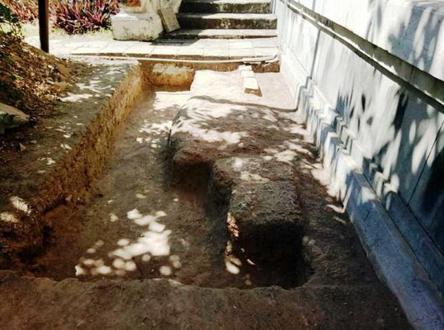Khai quật tại ngôi điện đặc biệt có 13 đời vua Nguyễn đăng quang: Nhiều xuất lộ bất ngờ - 5