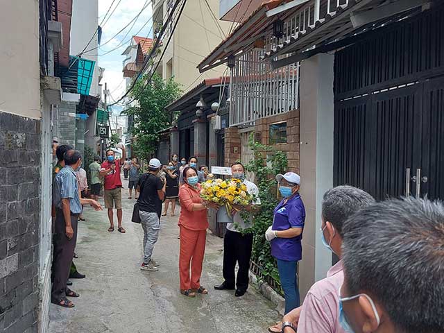 TP.HCM: Tháo dỡ phong tỏa con hẻm liên quan nhóm truyền giáo Phục Hưng - 3