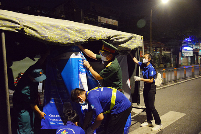 Quận Gò Vấp chính thức gỡ toàn bộ 12 chốt kiểm soát dịch trong đêm - 5