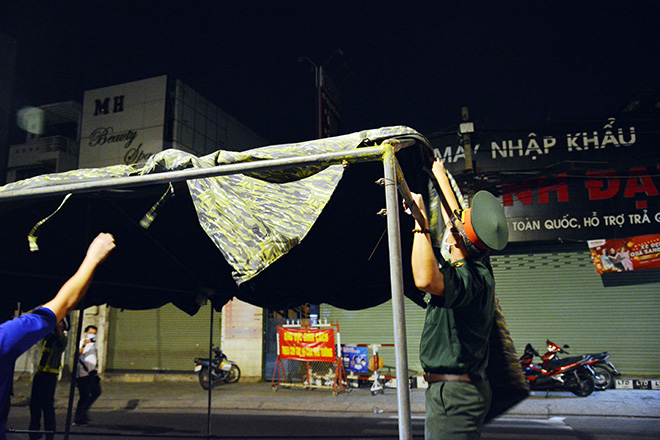 Quận Gò Vấp chính thức gỡ toàn bộ 12 chốt kiểm soát dịch trong đêm - 6