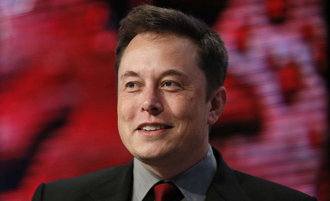 Bán hết sạch nhà cửa dinh thự, ông trùm Elon Musk giờ ở đâu? - 1