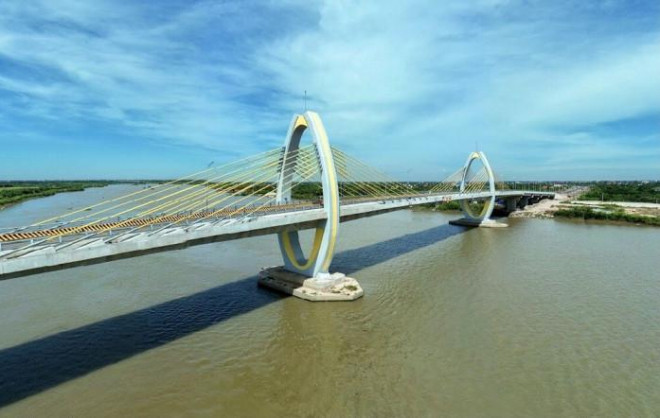 Cận cảnh cầu Quang Thanh hình "hạt gạo" nối Hải Phòng - Hải Dương - 4