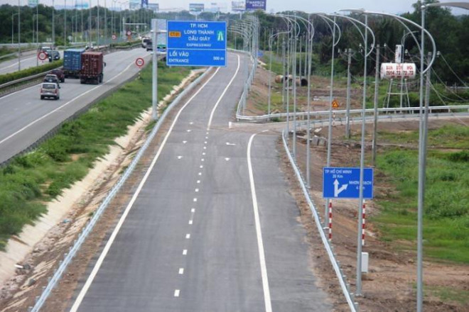 Cận cảnh nút giao 319 kết nối cao tốc Long Thành trước ngày thông xe - 12