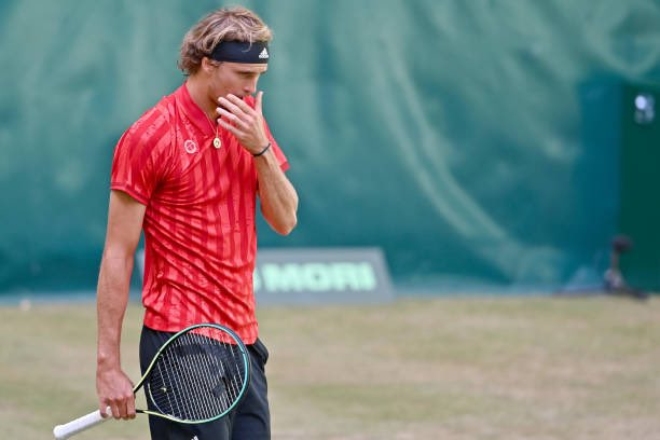Zverev followed in Federer's footsteps to bid farewell to the Halle Open, Murray lost miserably at Queen's Club - 1