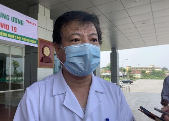 Ai cần thận trọng tiêm vắc-xin COVID-19? - 1