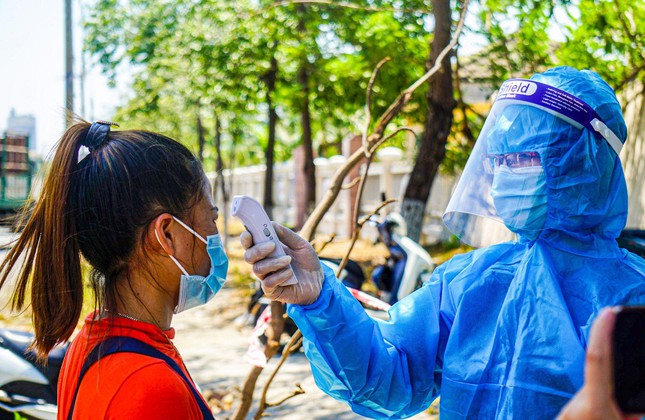 Xe chở người mắc COVID-19 từ TPHCM "lọt" vào Đà Nẵng vì qua chốt không có ai chặn - 2