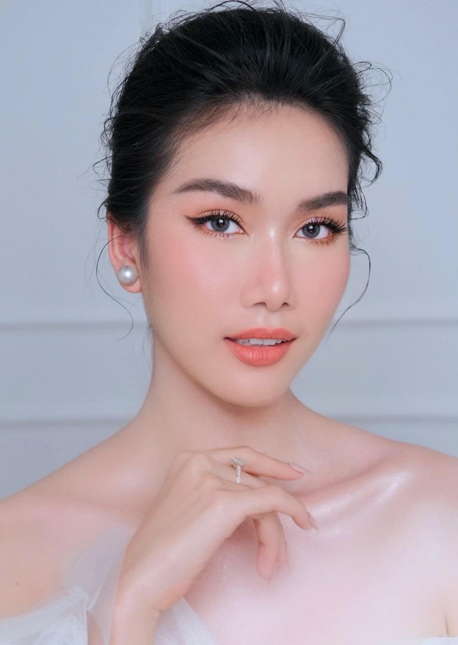 Á hậu Phương Anh khoe thành quả học trang điểm, so với style trước có được khen tốt hơn? - 6