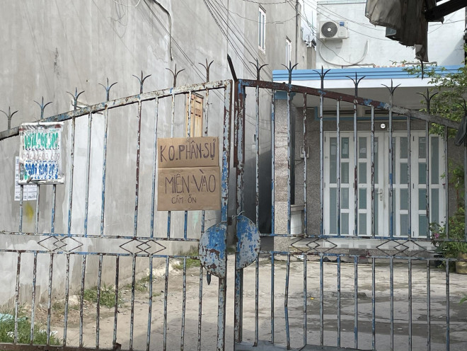 Loạt ảnh cận cảnh "muôn kiểu chống dịch" của người dân TP HCM - 2