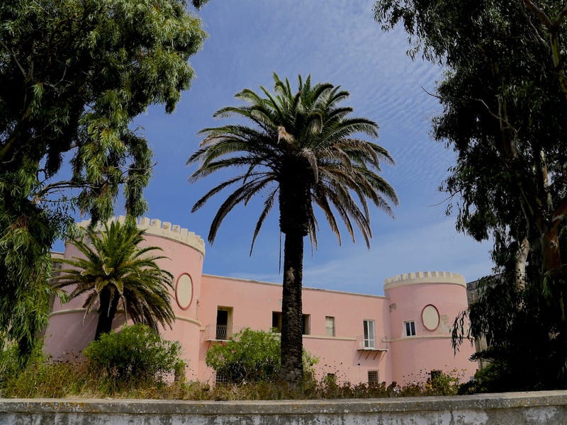 Ý lên kế hoạch biến nhà tù bỏ hoang thành điểm du lịch hút khách trị giá 86 triệu USD - 4