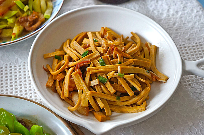 Thực đơn 4 món xào toàn rau củ, tận dụng cả vỏ dưa hấu làm món ngon miễn chê - 1