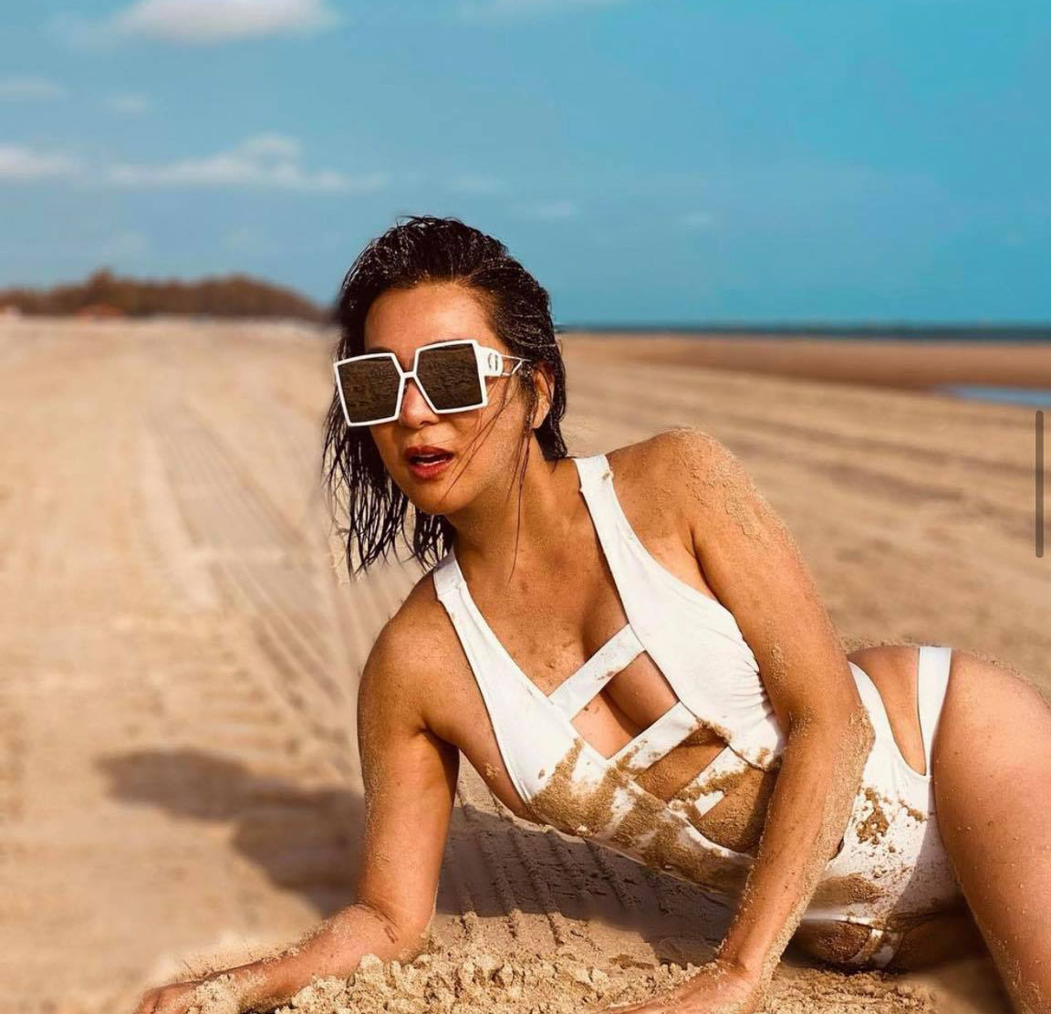 MC Nguyễn Cao Kỳ Duyên lộ body đẹp khó tin tuổi U60 theo cách gây giật mình - 6