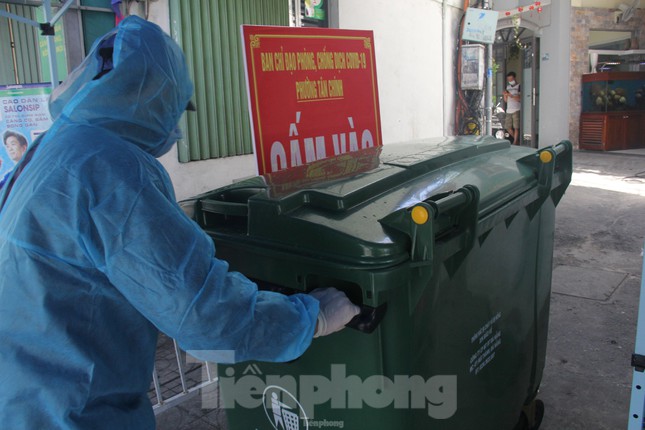 Đà Nẵng: Nhà nào ở yên nhà nấy, không đưa hàng ra khỏi tam giác 'ổ dịch' - 8