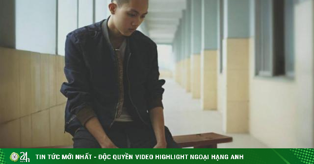 Mẹ làm giúp việc nuôi cả nhà, tôi vì sĩ diện hão khiến mẹ rơi nước mắt