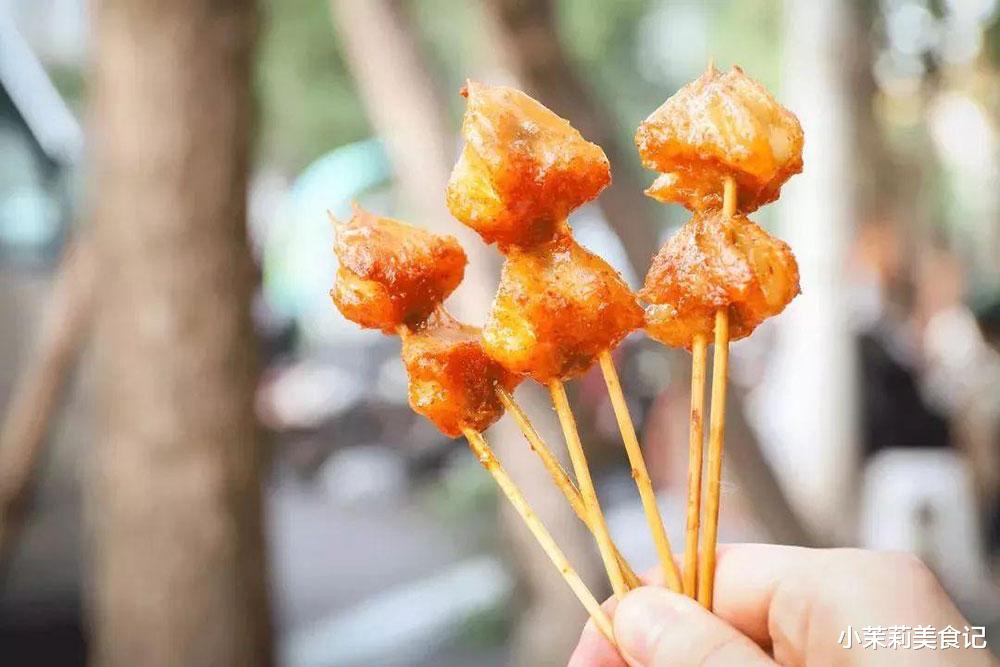 Đầu gà được rất nhiều người thích nhưng thèm mấy cũng không nên ăn vì lý do này - 5