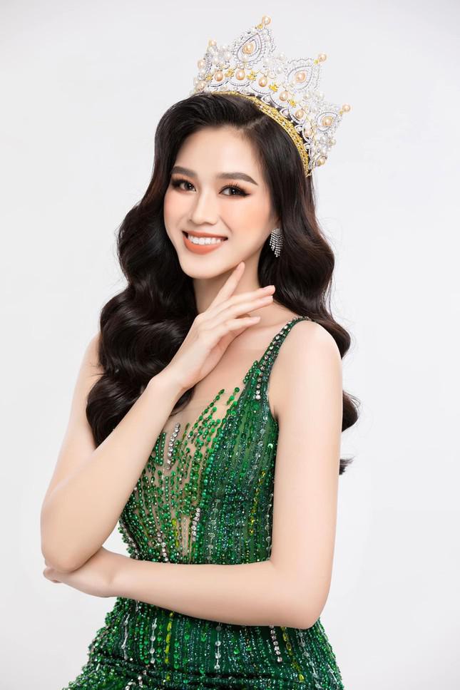 Sự cố lộ thiết kế được cho là váy dạ hội của Đỗ Thị Hà tại Miss World khiến người hâm mộ xôn xao - 3