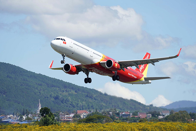 Vui ngày Gia đình, đặt vé bay Vietjet thoả thích từ Hà Nội đi khắp VN chỉ từ 0 đồng - 1