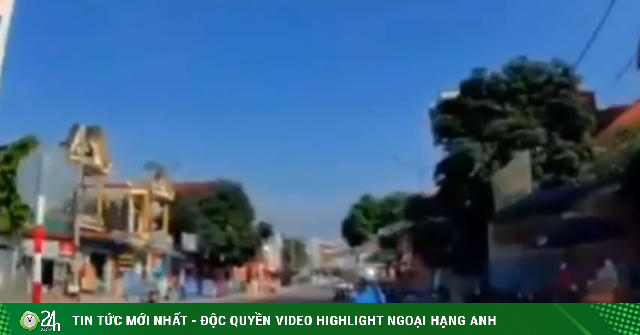 Clip: Quay đầu như "1 mình 1 đường", quý cô lập tức gặp nạn - Vimarsana News