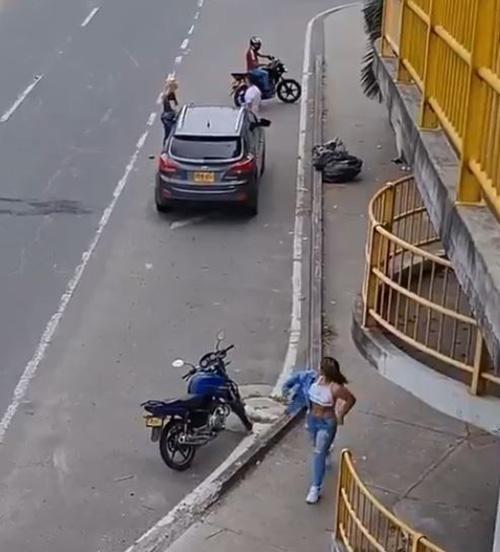 Tiểu tam cao tay diễn xuất khi bị bắt quả tang gian díu với người yêu bạn thân - 3