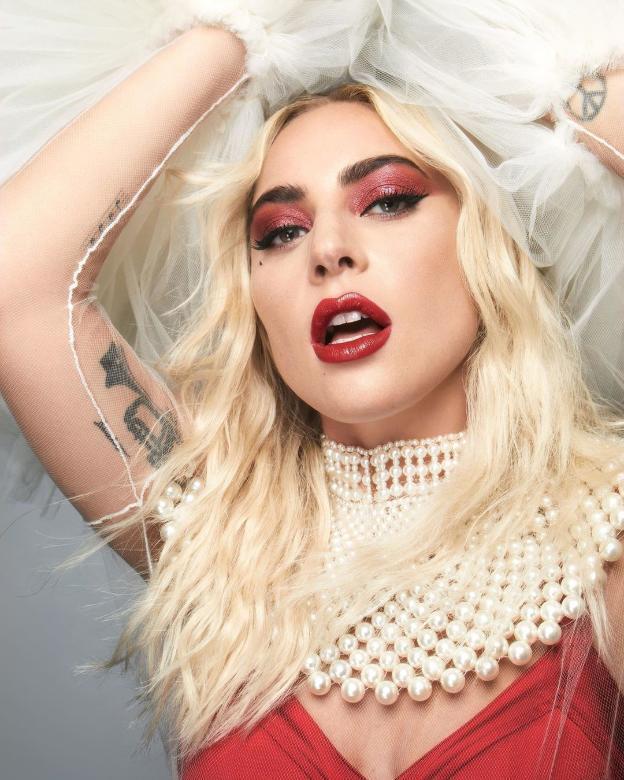 Cách Lady Gaga giữ gìn sức khỏe và vóc dáng - 4
