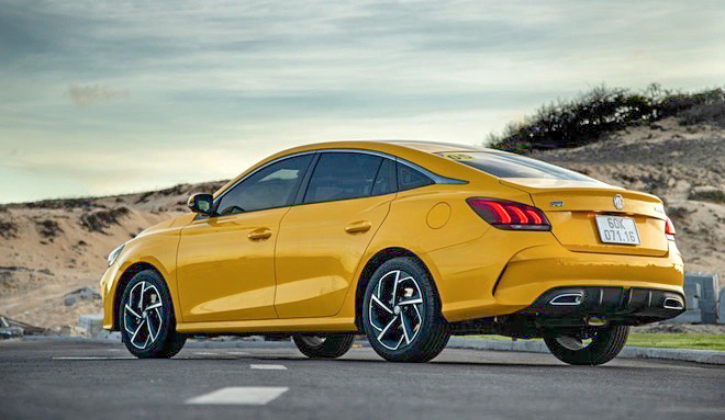 Trải nghiệm xe sedan MG5 trên cung đường ven biển tuyệt đẹp - 3