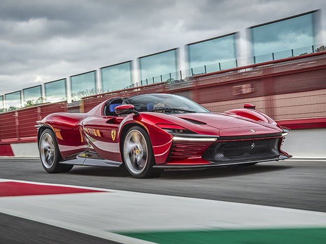 Ferrari Daytona thắng giải thưởng lớn về thiết kế