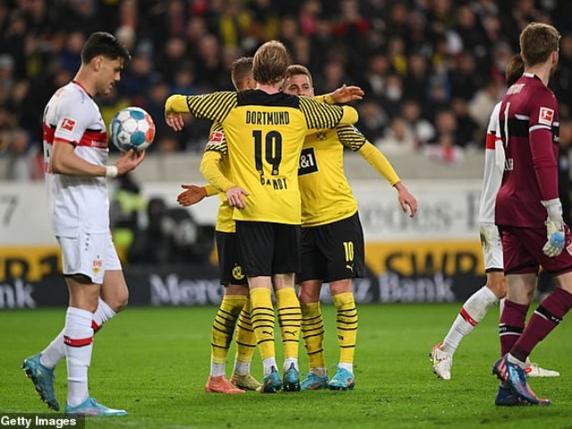 Video bóng đá Stuttgart - Dortmund: Phản công mẫu mực, cú đúp mãn nhãn (Vòng 29 Bundesliga)