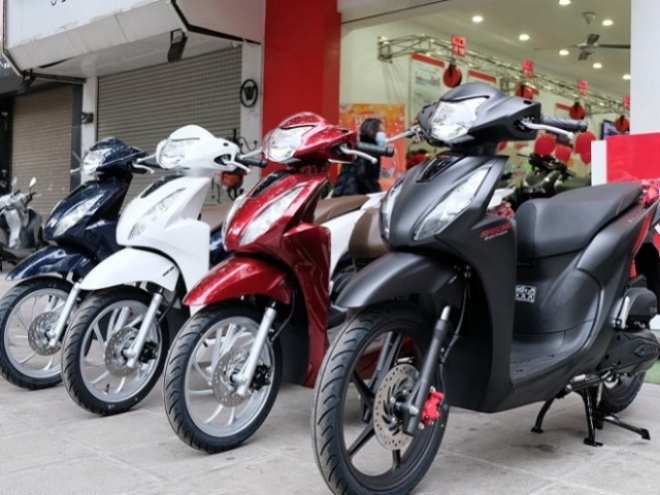 Cứ 100 xe máy bán ra tại Việt Nam thì có 19 chiếc là Honda Vision - 1