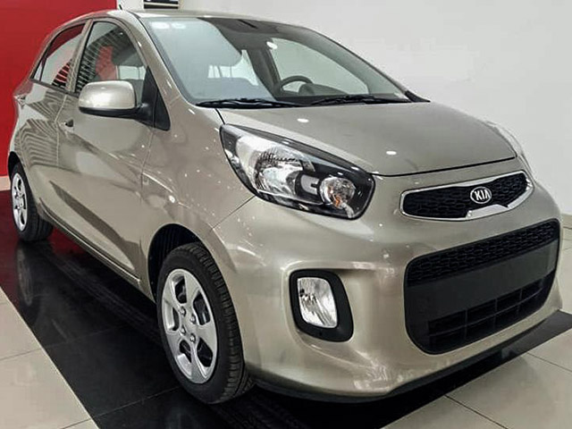 KIA Morning số sàn giảm giá mạnh để thu hút khách hàng mới