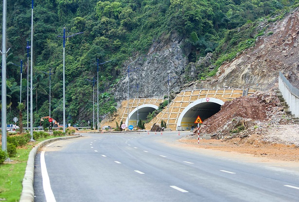 Cận cảnh dự án hầm xuyên núi trị giá gần 250 tỷ đồng, lớn nhất Quảng Ninh - 12
