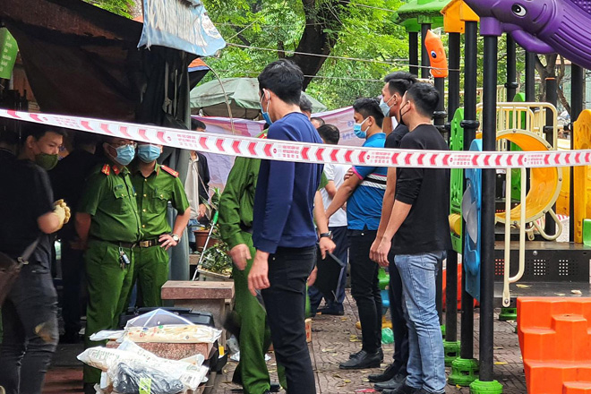 Hiện trường vụ cháy nhà khiến 5 người tử vong ở Hà Nội - 9
