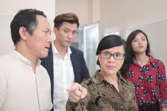 Nhà cửa rối ren chỉ vì bố chồng ngoại tình, con dâu đau khổ khi bị cả nhà mang ra đổ lỗi - 1