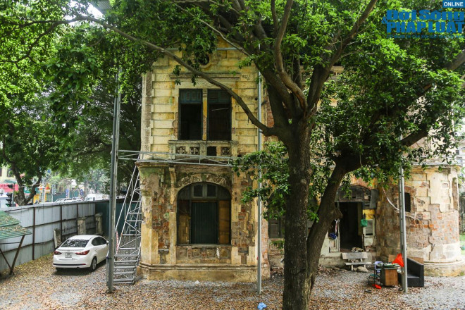 Cận cảnh hiện trạng những căn biệt thự Pháp cổ trứ danh trong lòng thủ đô Hà Nội - 3