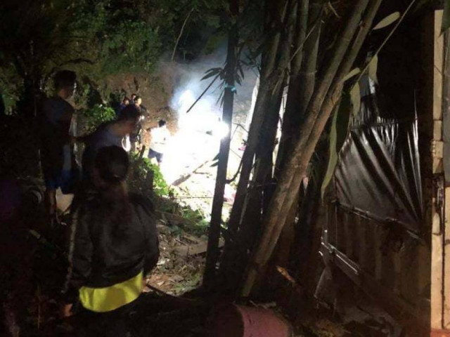 Danh tính 5 người thương vong vụ xe biển Lào lao thẳng vào nhà dân