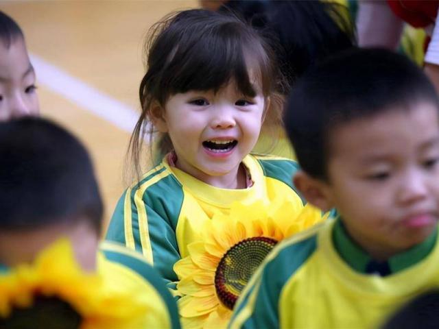 Thấy con có những biểu hiện này, cha mẹ cần sửa ngay nếu không trẻ sẽ có EQ cực thấp