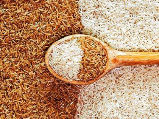 Gạo lứt và gạo trắng tác động thế nào đến vóc dáng của bạn?