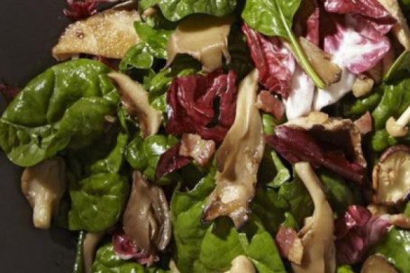 Giảm cân hiệu quả chỉ bằng những món salad làm đơn giản, ăn ngon miệng