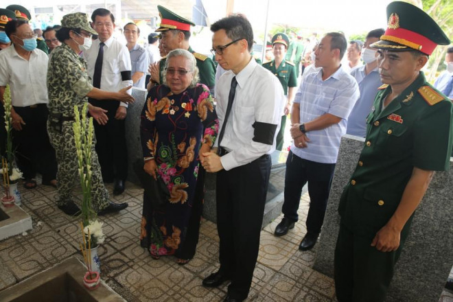 Xúc động lễ truy điệu, an táng 28 hài cốt liệt sĩ Đặc công Rừng Sác - 5