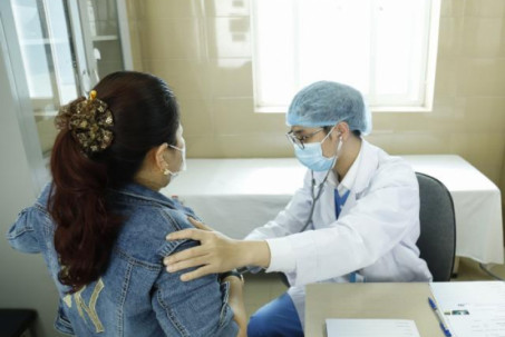 Người mắc ung thư phổi, sử dụng hóa xạ trị ở giai đoạn nào?