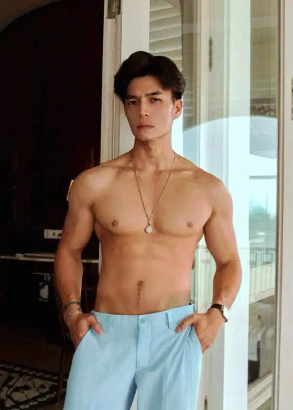Đọ body "bạn trai Mai Phương Thúy", hôn phu kém Ngô Thanh Vân 11 tuổi: Ai vạm vỡ hơn? - 8