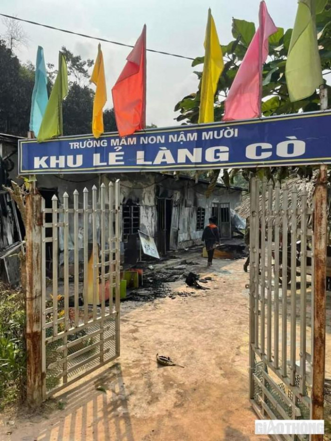 Trường mầm non tại Yên Bái cháy rụi sau tiếng nổ lớn - 1