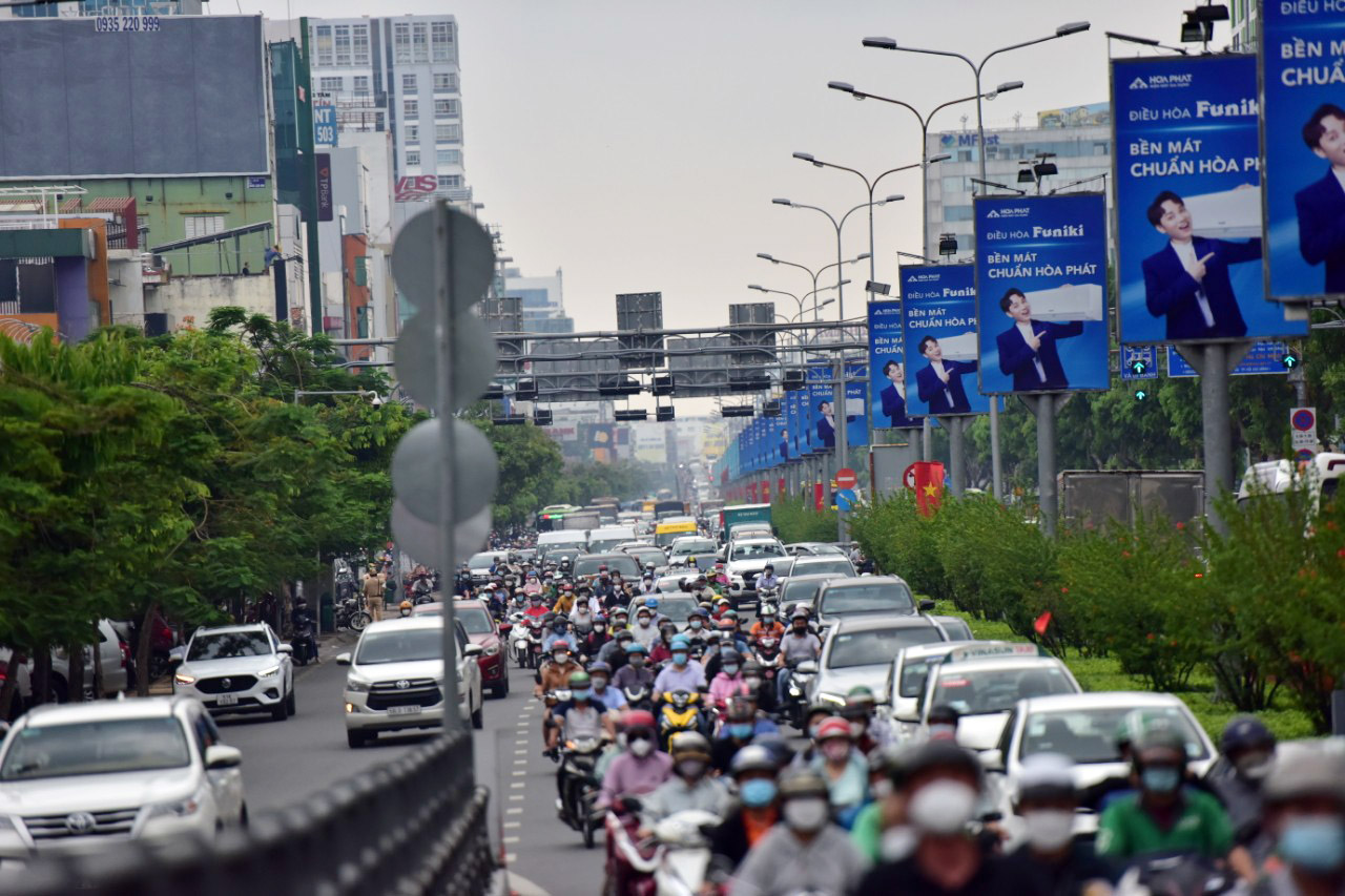 Nóng trong tuần: Kỳ tích bé gái 7 tháng tuổi được cứu sống sau khi rơi xuống biển gần 1 giờ - 5