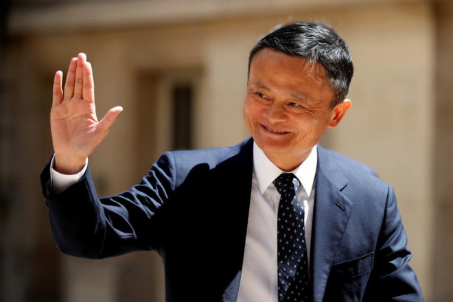 Rộ tin tỉ phú Jack Ma bị bắt, cổ phiếu Alibaba lao dốc - 1