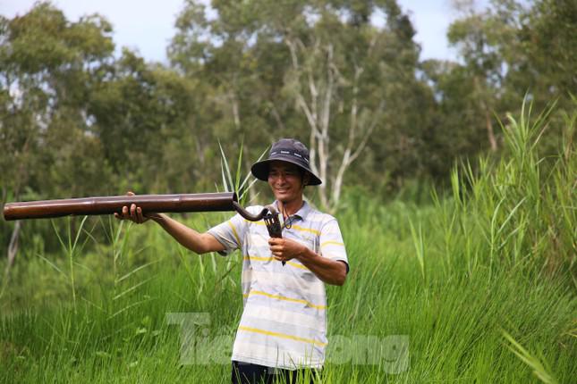 Theo chân thợ gác kèo ong ở 'vùng đất cuối trời’ - 6