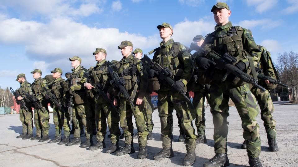 Thụy Điển chia rẽ nội bộ về vấn đề xin gia nhập NATO - 1