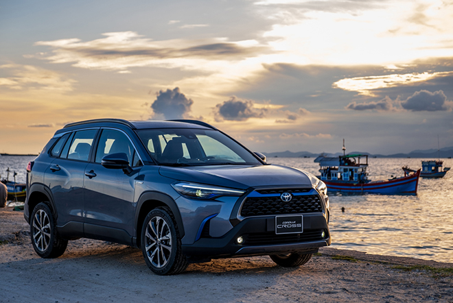 Giá xe Toyota Corolla Cross lăn bánh tháng 5/2022, tăng 16 triệu đồng - 4
