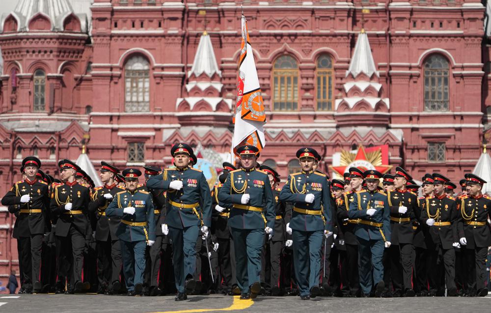 Toàn cảnh duyệt binh kỷ niệm 77 năm Ngày Chiến thắng ở Nga - 5